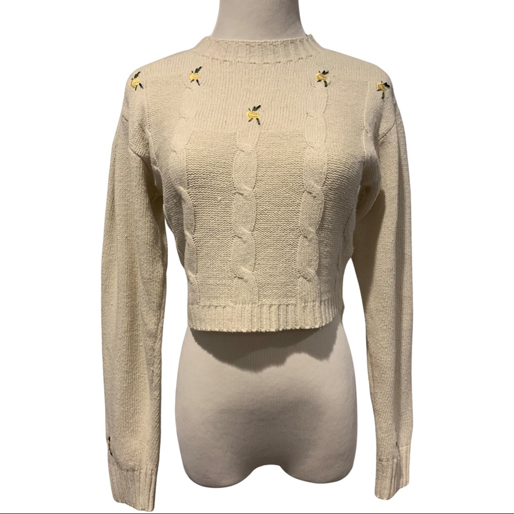 SHEIN Cropped Sweater